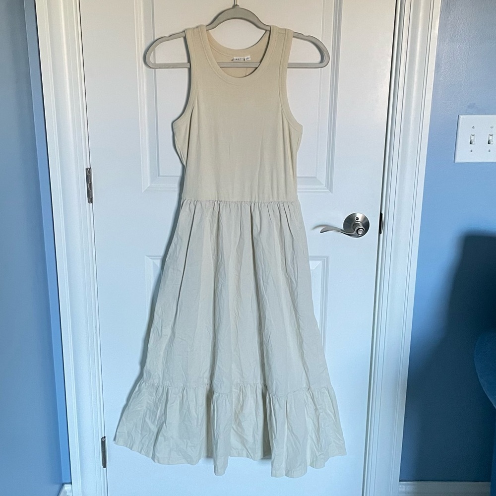 New! GAP Fit & Flare Racerback Midi Dress Size Medium 47852 - Picture 4 of 13